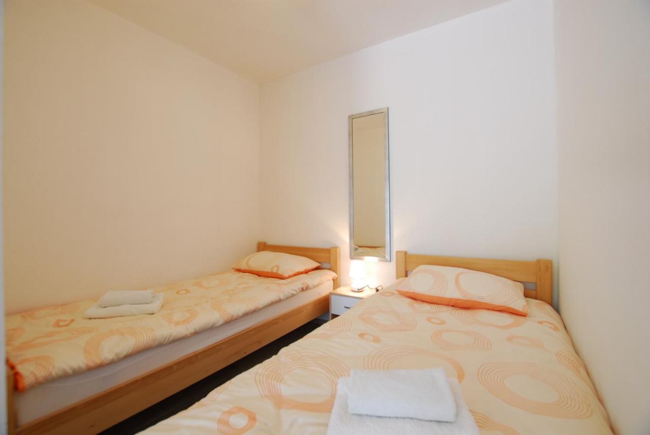 Apartments With A Parking Space Rijeka - 18146 外观 照片